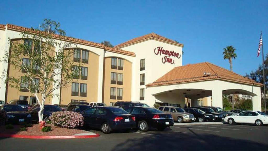 Hampton Inn Los Angeles Santa Clarita Exterior photo